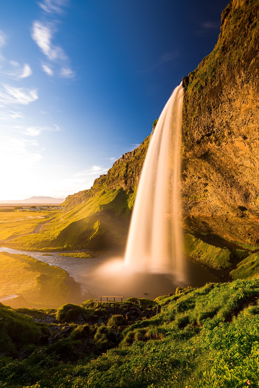 iceland-5104369_1280 chute d'eau